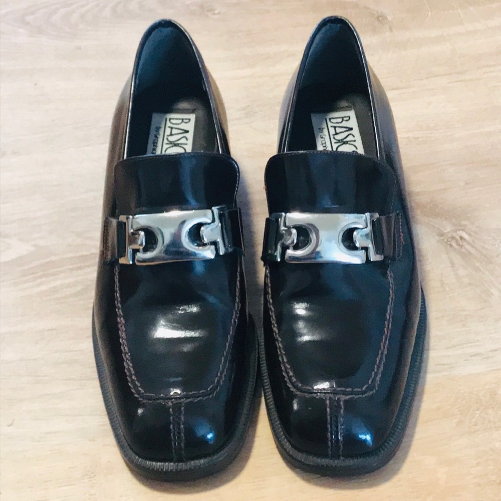 Graphique Basic Brown Loafers With Silver Buckle - image 6